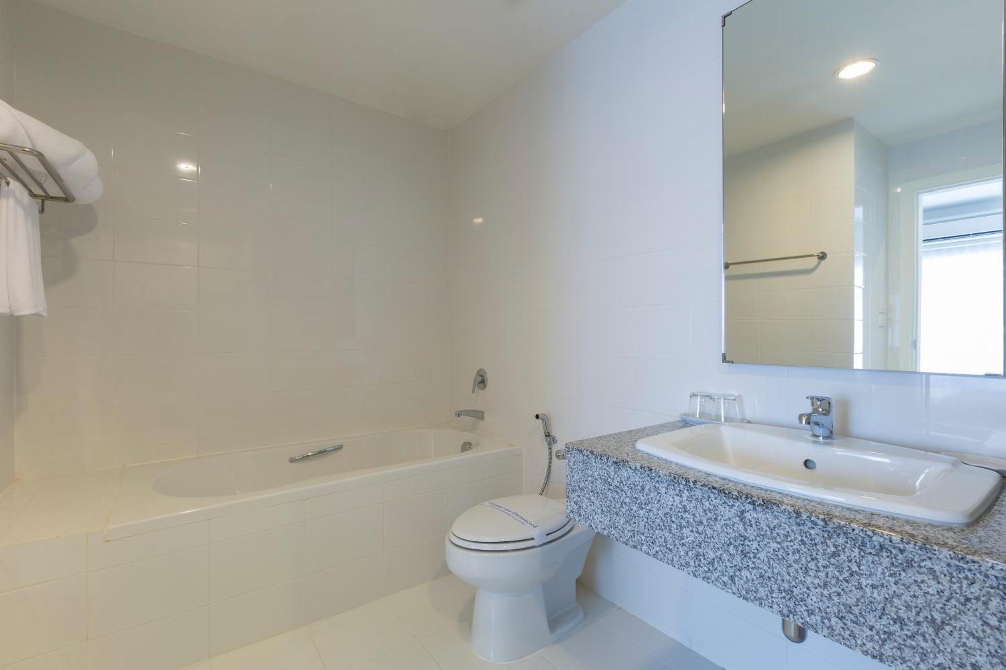 Kantary 304 Hotel Prachinburi Szimahaphot Szoba fotó